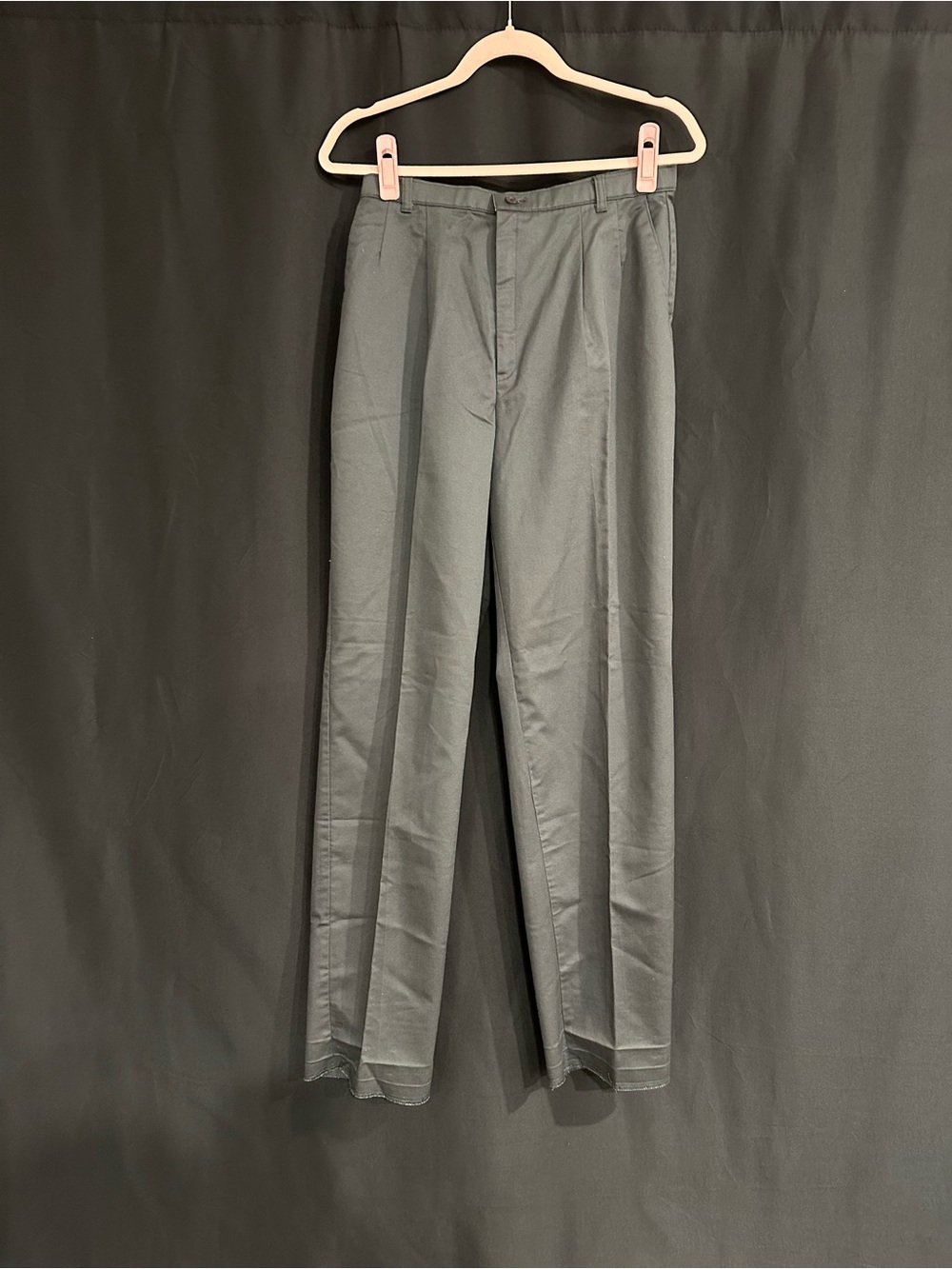 *VINTAGE* Levi's Gray Straight-Leg Dress Pants